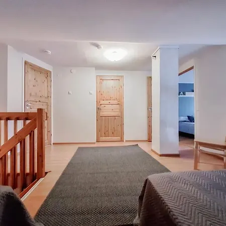 Party In The Center Of *