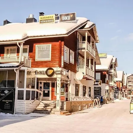 Party In The Center Of *