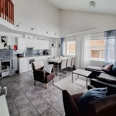 Party In The Center Of Levi